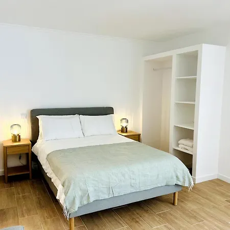Apartamento Casa Martins Country 8 - Courtyard And Pool